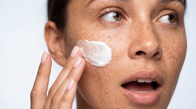 Routine Skincare Matin et Soir pour Débutante : Le Guide Complet